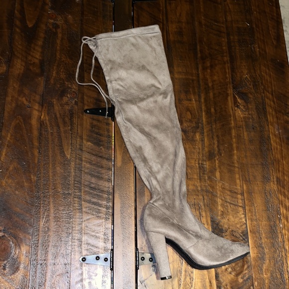 Steve Madden Gorgeous Over the Knee Boots - Picture 7 of 11